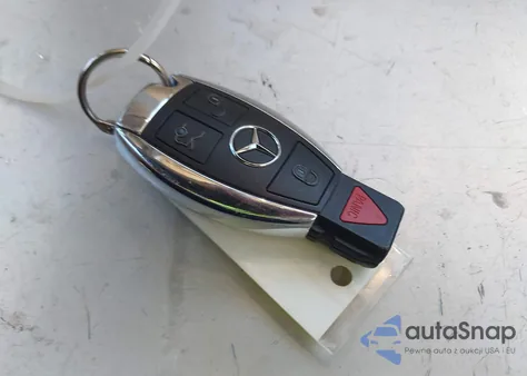 2015 Mercedes-Benz S 550 4Matic z USA, uszkodzony, nr VIN WDDXJ8FB5FA007893